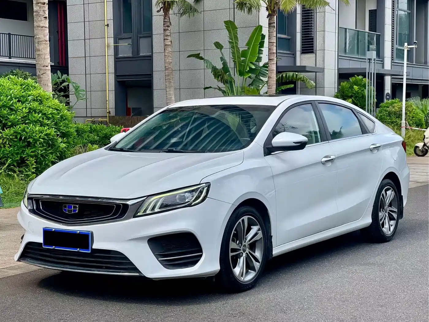 Фото 1 - Geely Binrui