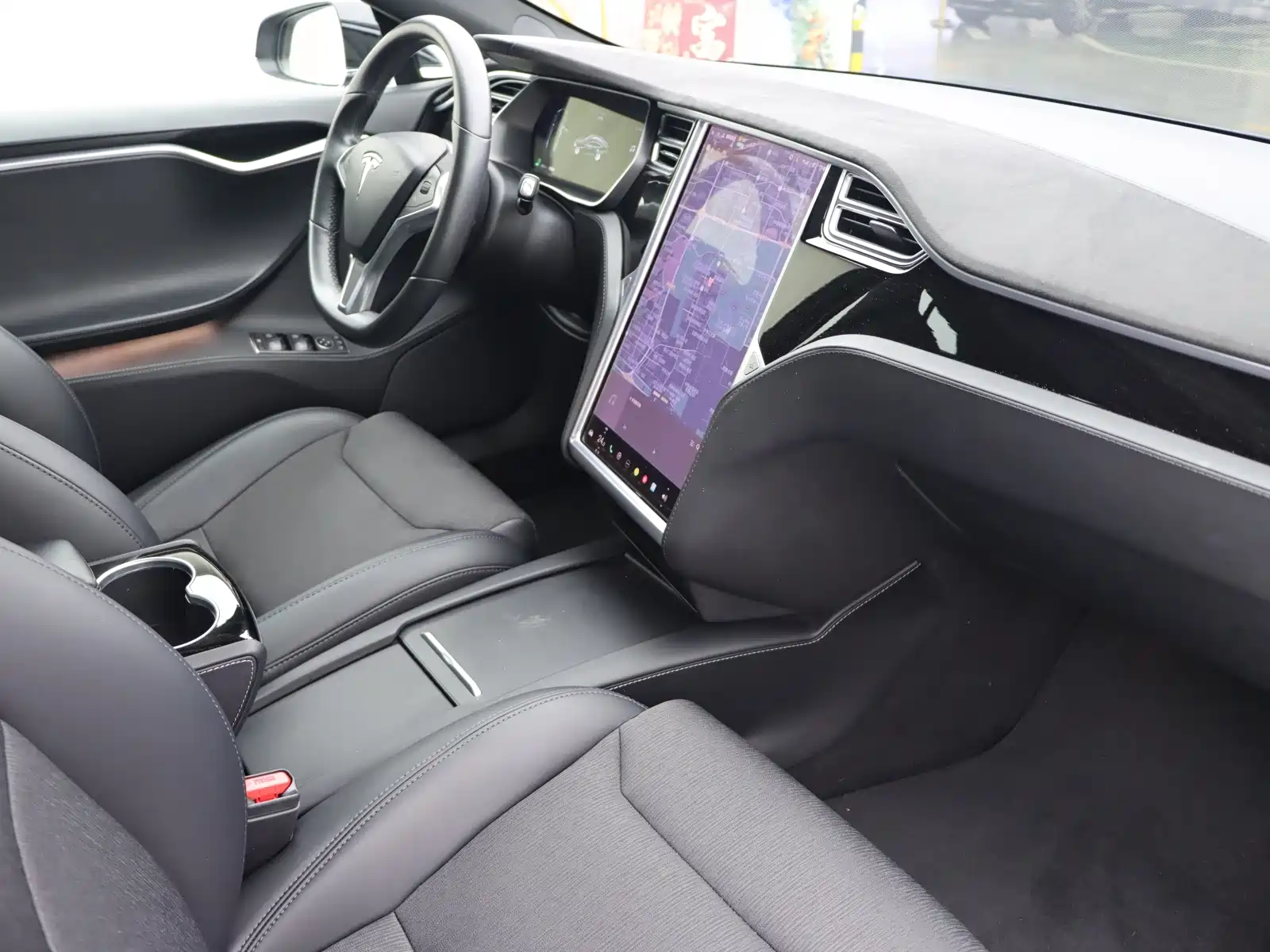 Фото 10 - Tesla Model S