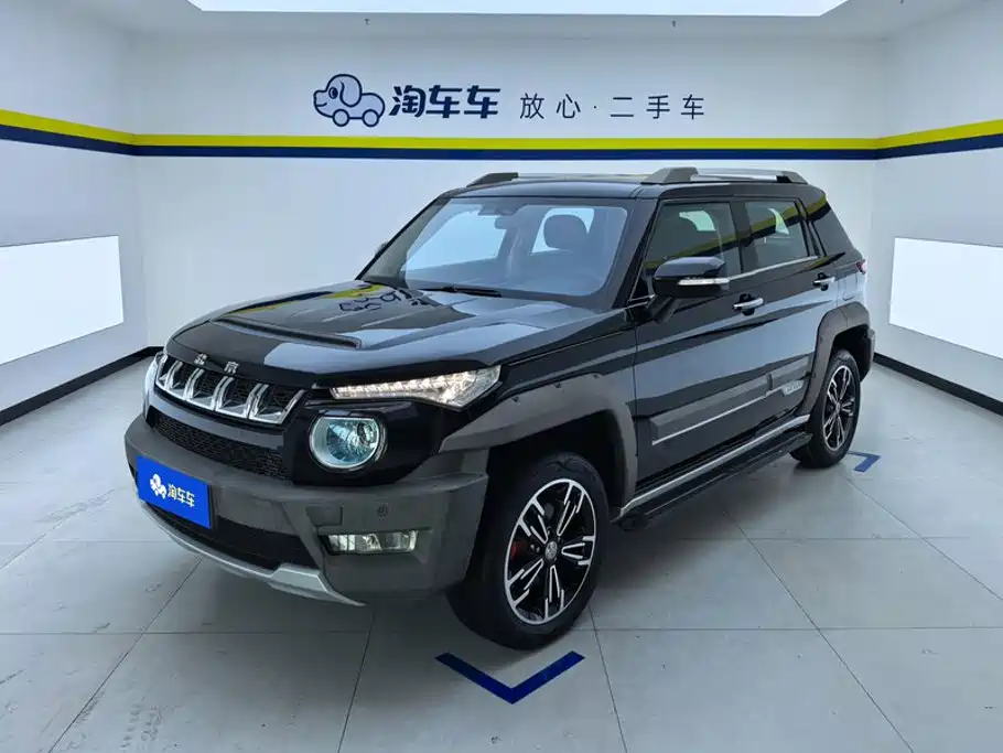 BAIC ORV Beijing Offroad BJ20 2017 2016 1.5T CVT Luxury