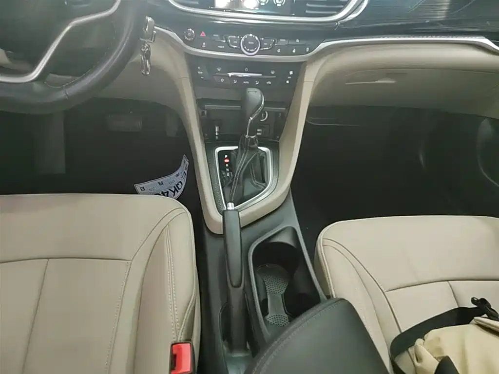Buick Excelle 2019 15T DCT Connected Elite Type China VI фото 14