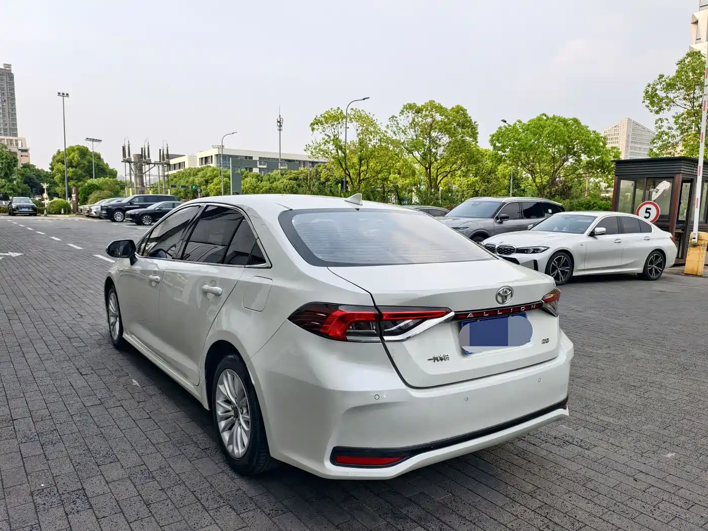 Toyota Allion 2021 2.0L Luxury Edition фото 7