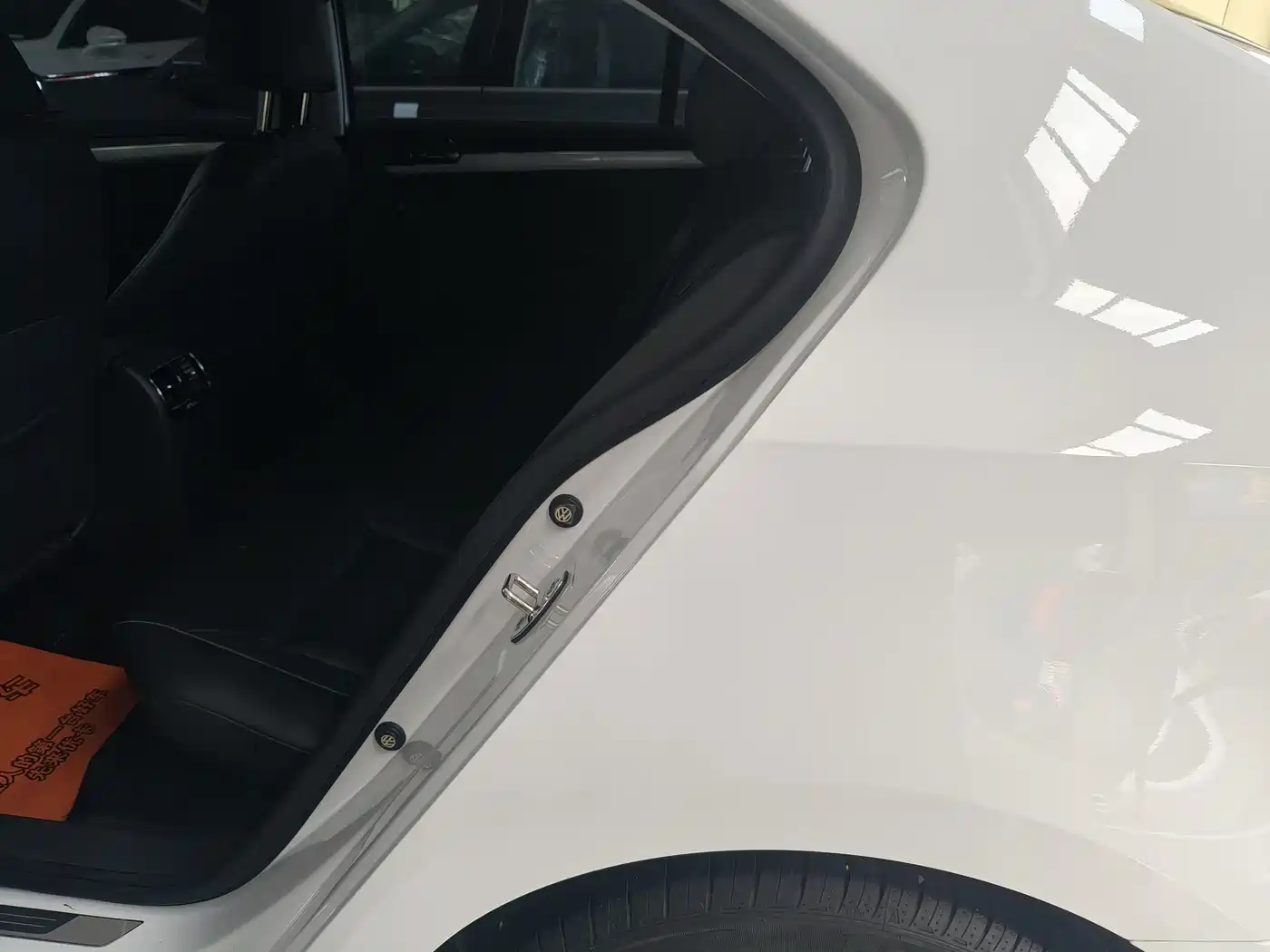 Volkswagen Sagitar 2015 230TSI Automatic Comfort фото 7