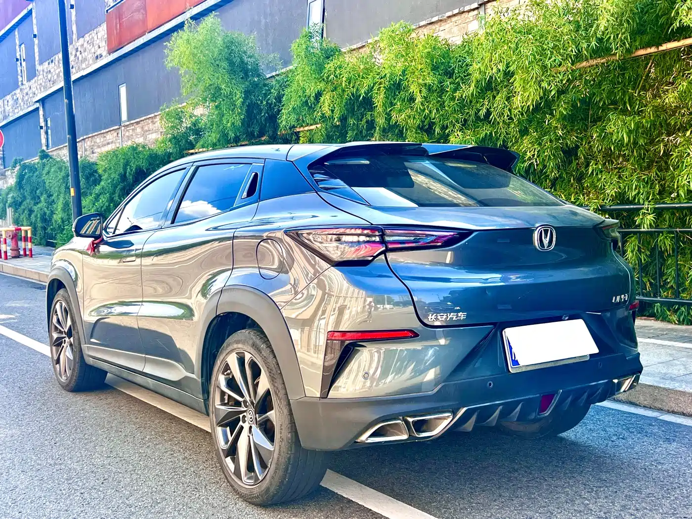 Фото 8 - Changan UNI-T