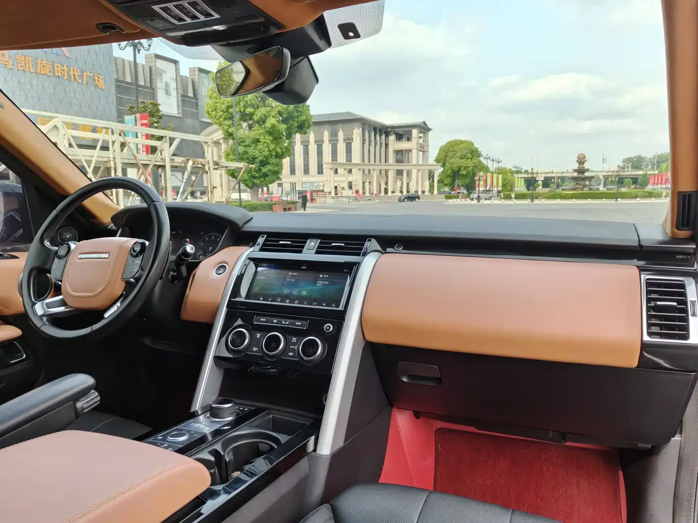 Land Rover Discovery 2020 2.0T SE фото 12