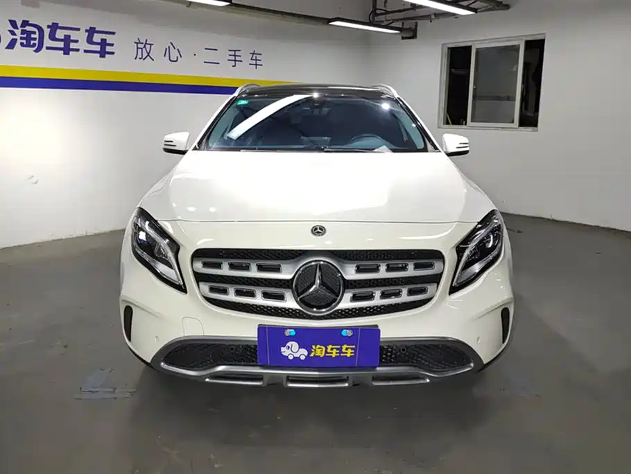 Mercedes-Benz GLA 2019 GLA 200 Dynamic фото 2
