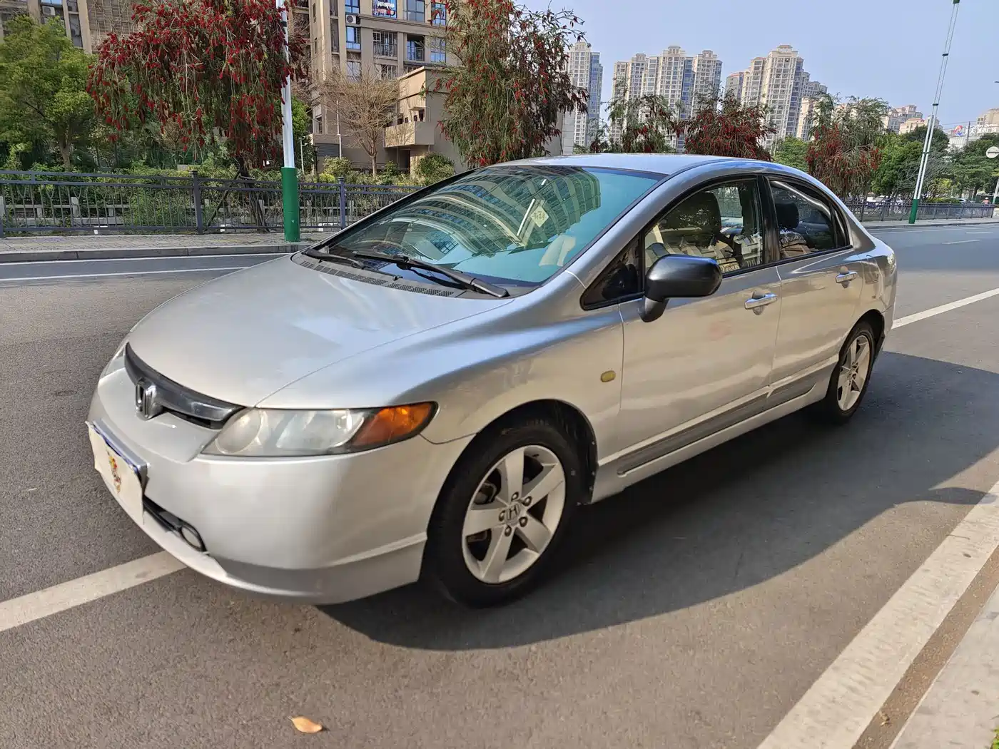 Фото 1 - Honda Civic