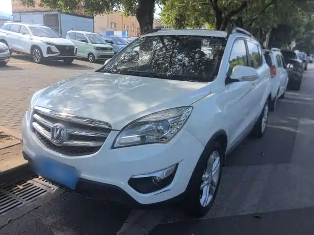 CHANGAN CS35