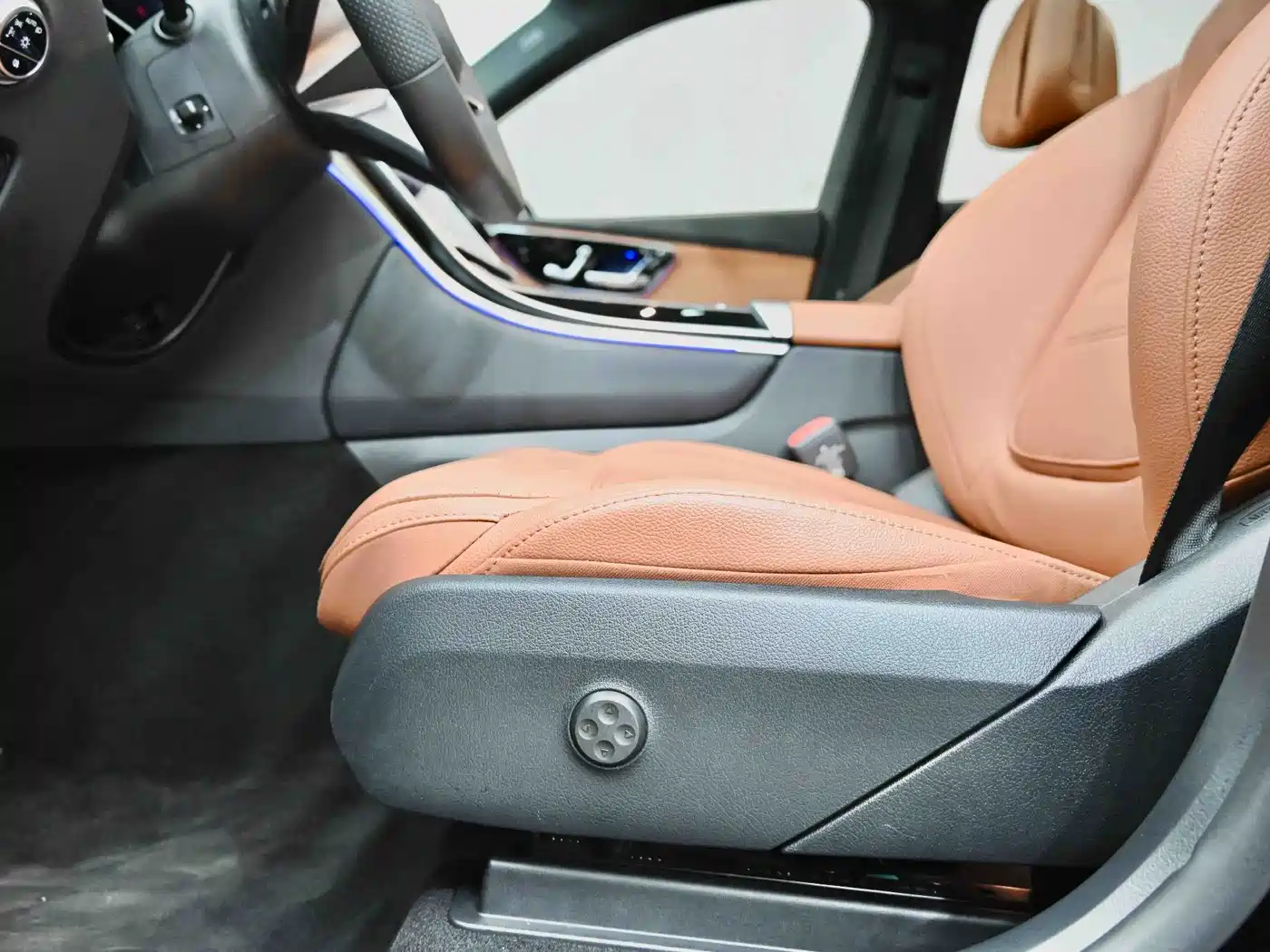 Mercedes-Benz GLC 2025 GLC 300 L 4MATIC Dynamic 5-seater фото 17
