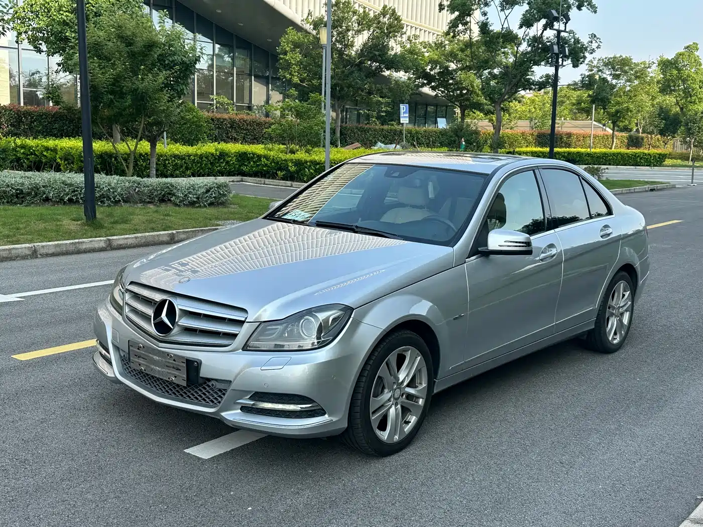 Mercedes-Benz C-Class 2011 C 200 CGI Fashion