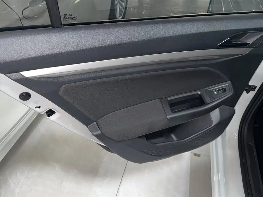 Volkswagen Bora 2021 1.5L Manual Fashion Smart Edition фото 20