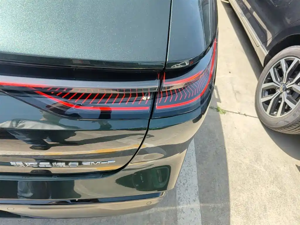 Geely Galaxy Galaxy Xingyao 8 2025 130km EM-P Starship Edition фото 24