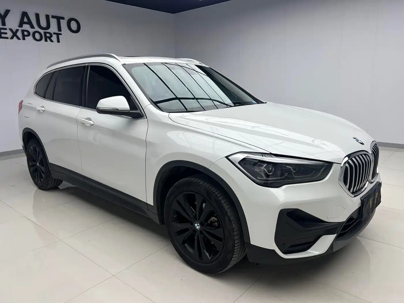 BMW X1 2021 sDrive20Li Fashion фото 4