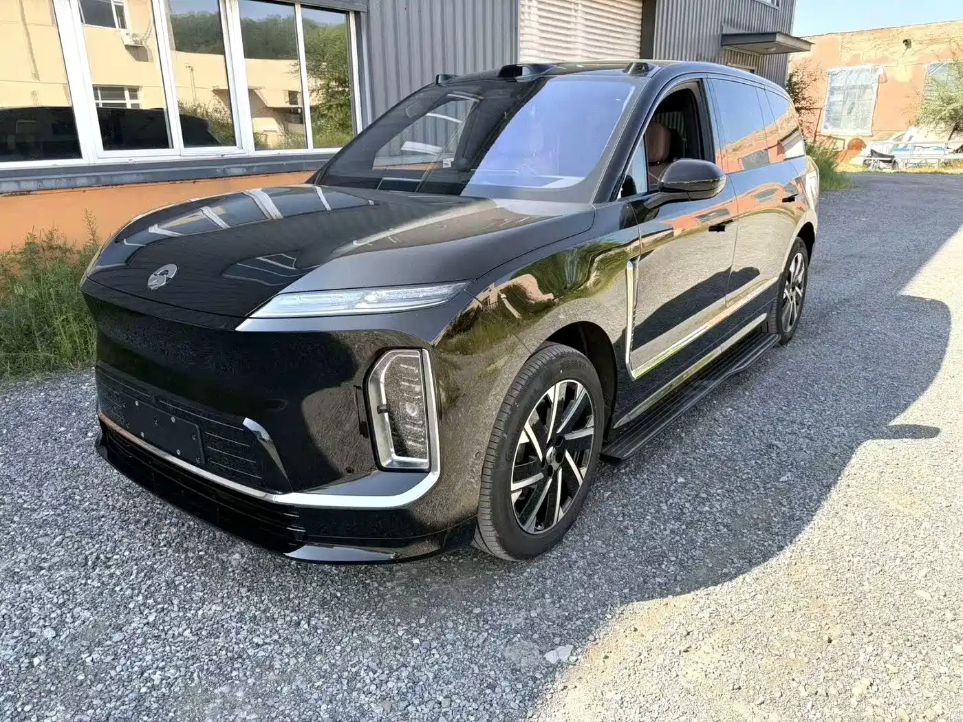 2026 NIO ES9