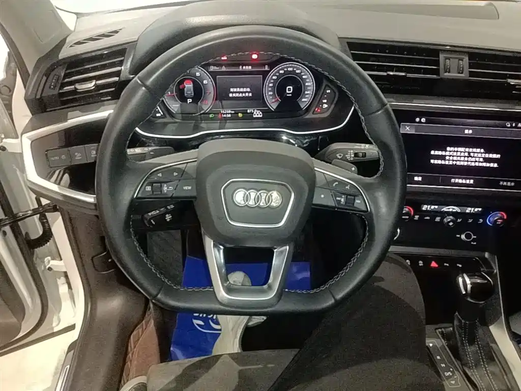 Audi Q3 2022 35 TFSI Fashion Dynamic фото 11