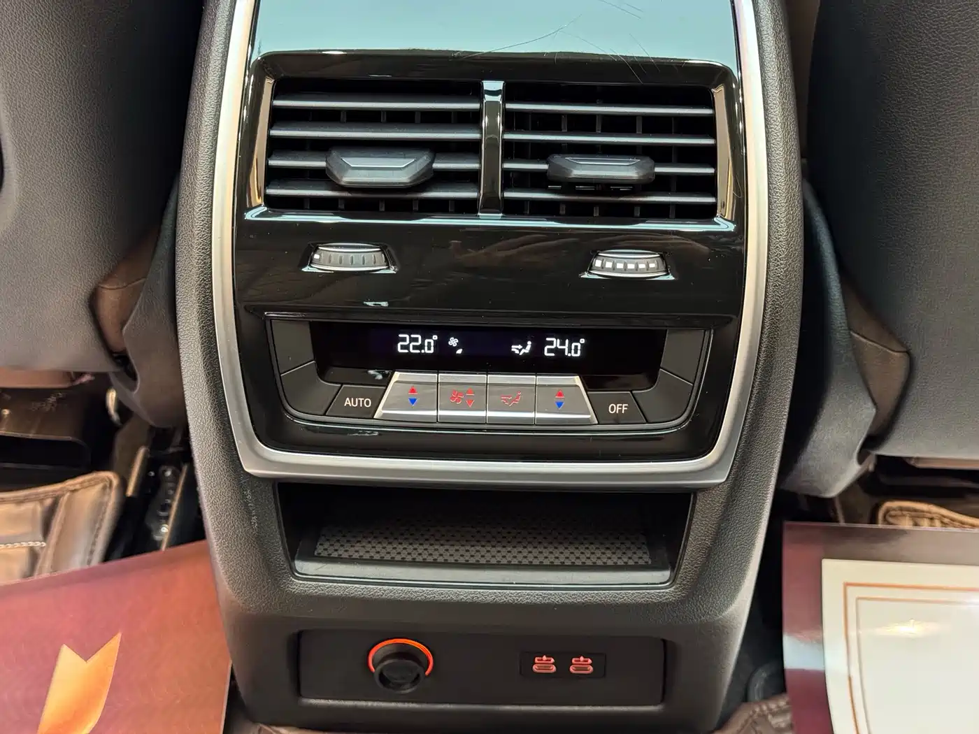 BMW X7 2024 xDrive40i Leading Luxury Package фото 28