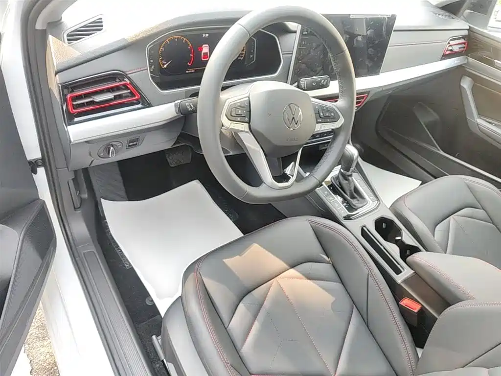 Volkswagen Lavida 2024 Model 300TSI DSG Starlight Leading Edition фото 16