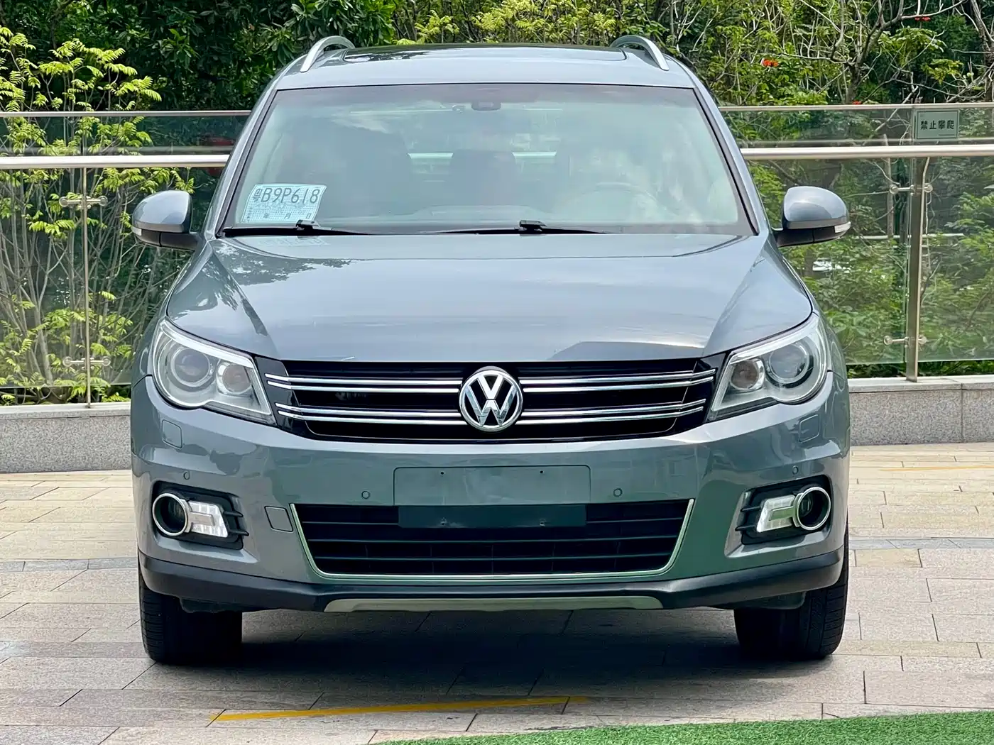 Volkswagen Tiguan 2012 2.0TSI Automatic 4WD Flagship Edition фото 2