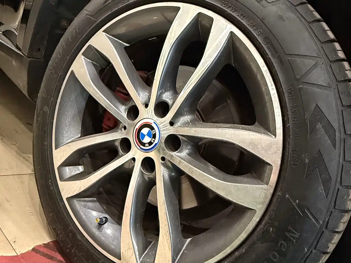 BMW X5 (Import) 2014 xDrive35i Leading фото 23