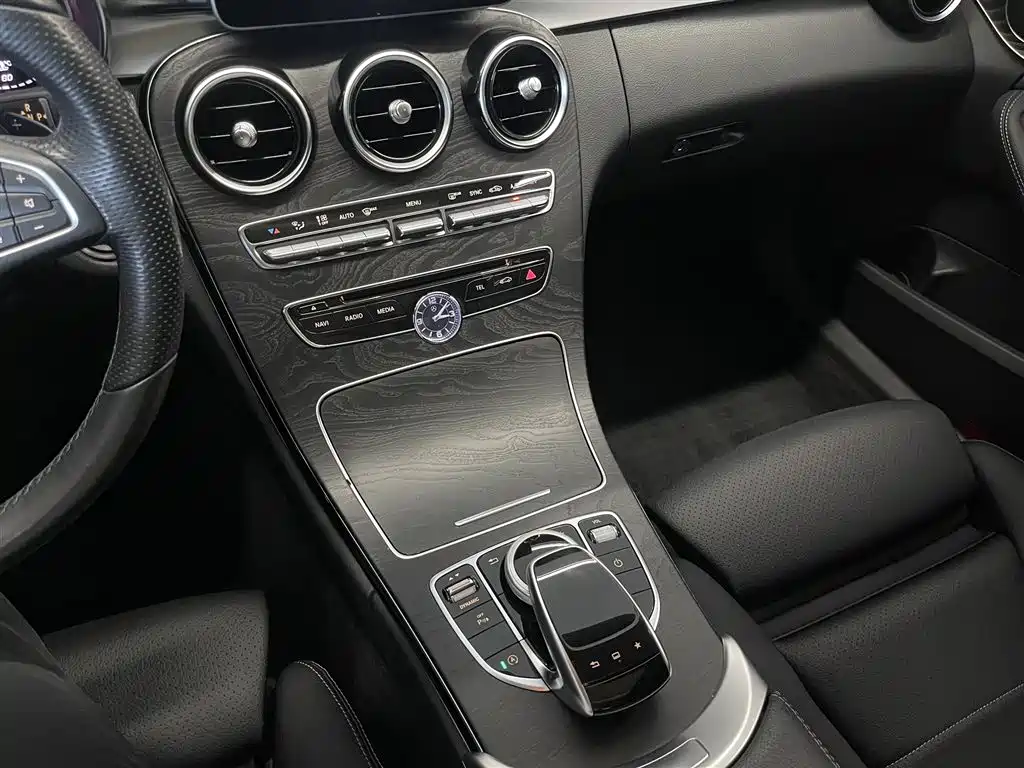 Mercedes-Benz C-Class 2016 C 200 L Sport фото 19