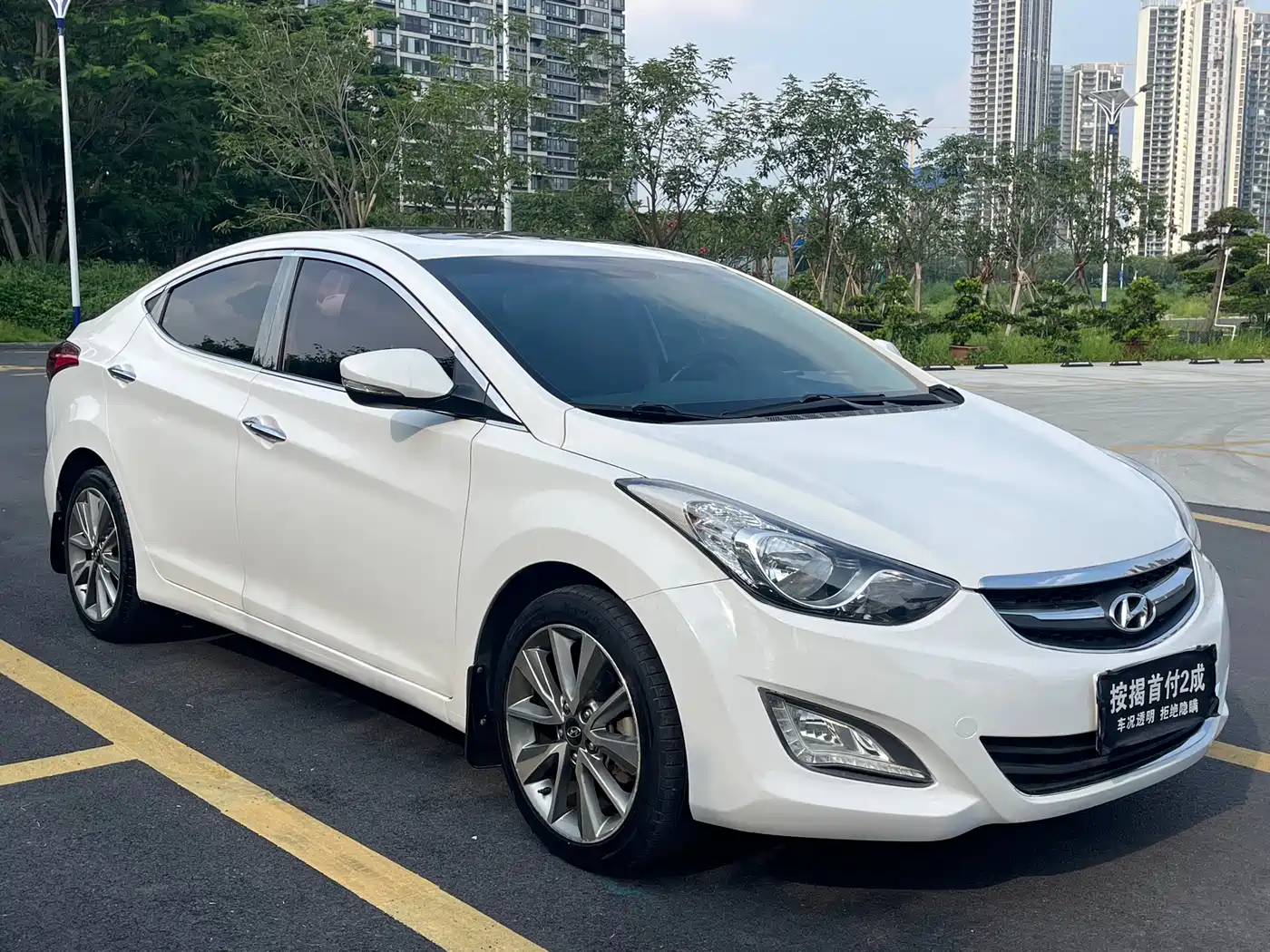 Hyundai Langdong 2015 1.6L Auto Exclusive фото 3