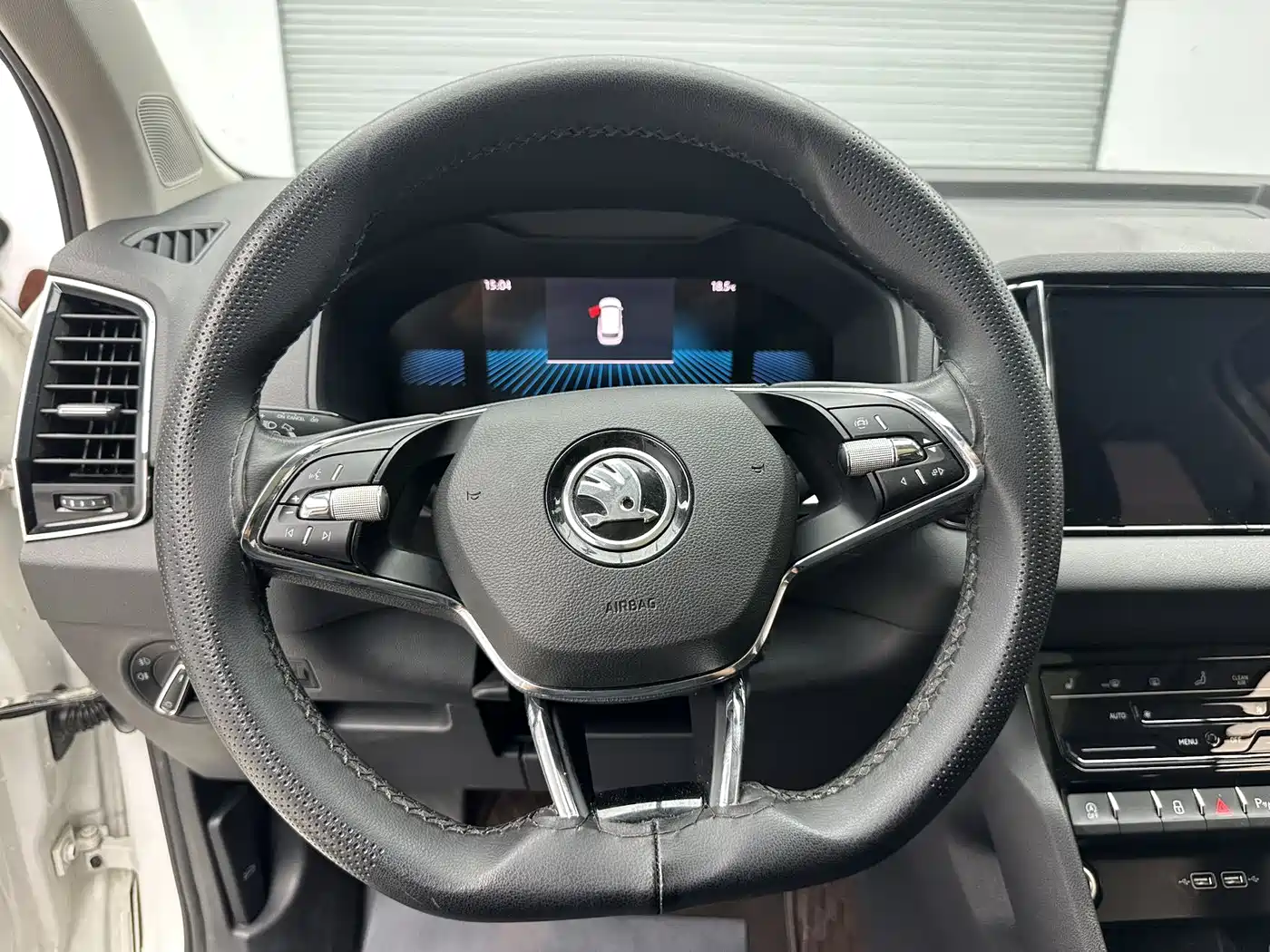Škoda Karoq 2022 TSI280 Premium Edition фото 13