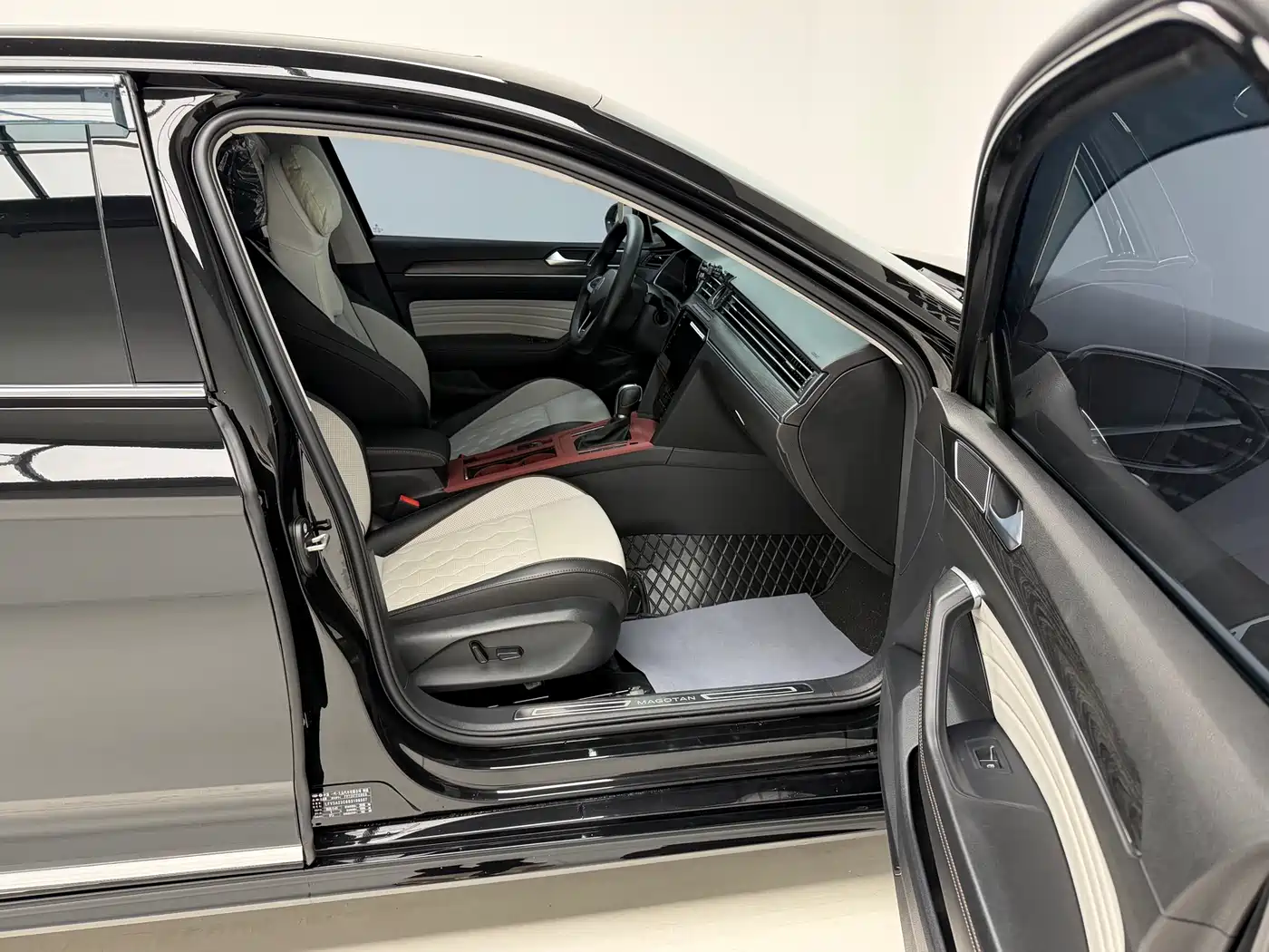 Volkswagen Magotan 2026 Model 30 Million Special Selection 380TSI DSG Luxury фото 11