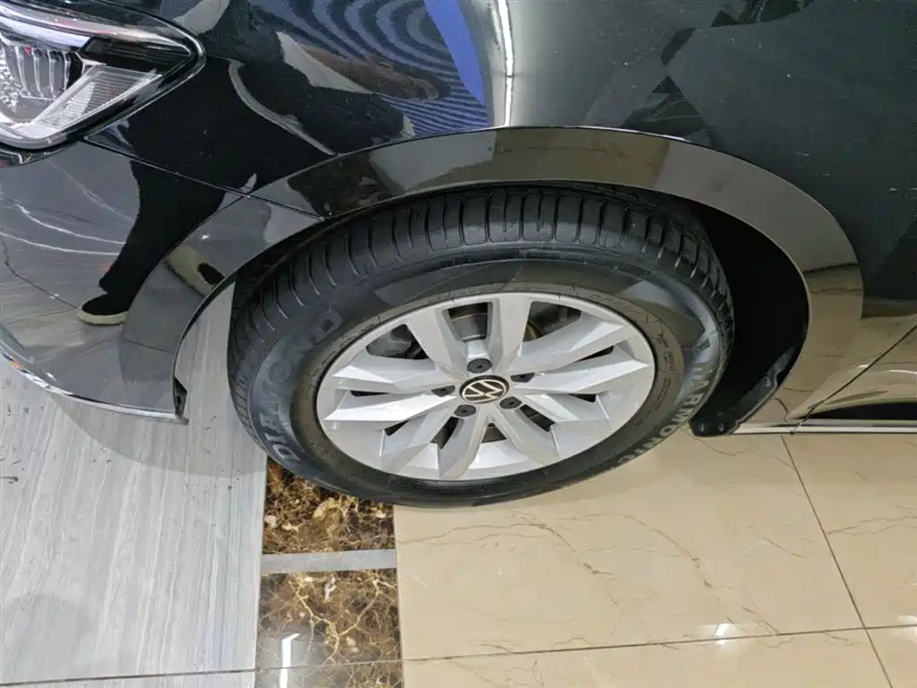 Volkswagen Magotan 2020 280TSI DSG Comfort фото 23