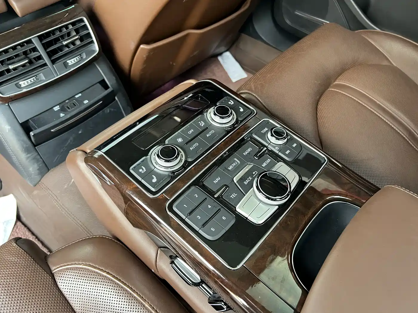 Audi A8 2017 A8L 45 TFSI quattro Luxury фото 9