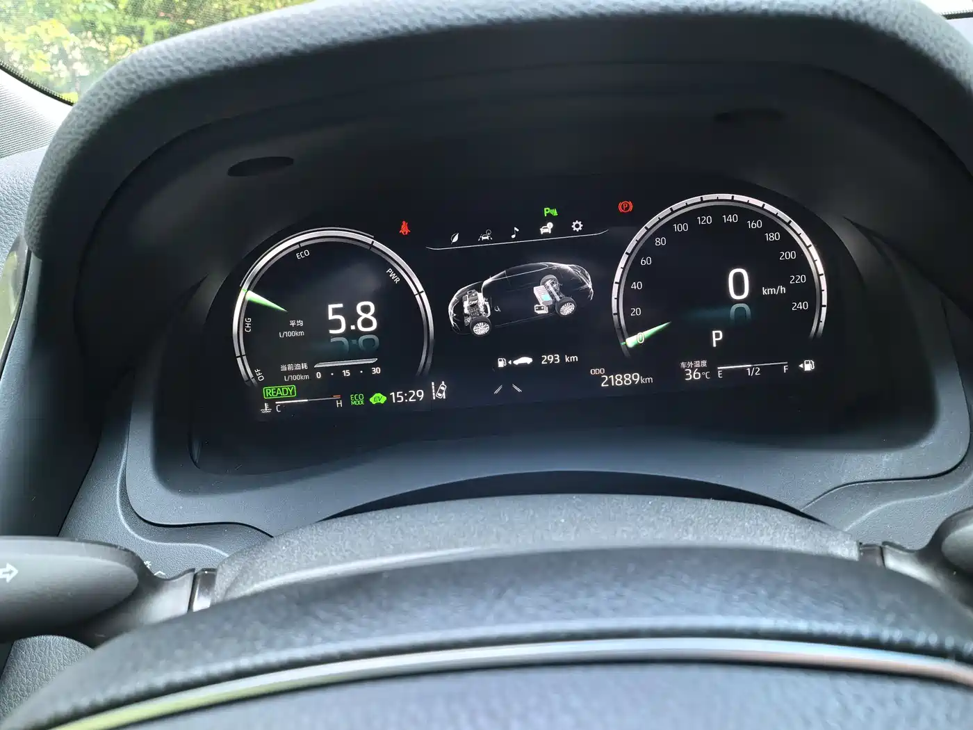 Toyota Camry 2021 Hybrid 2.5HG Luxury Edition фото 11