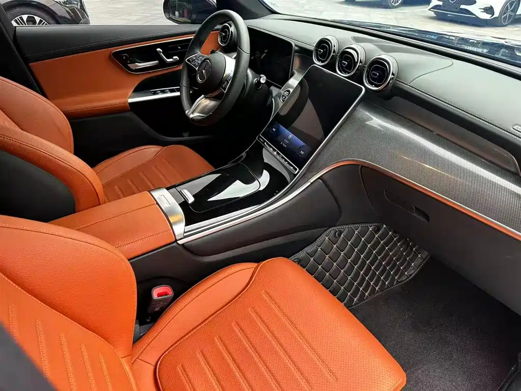 Mercedes-Benz GLC 2023 GLC 260 L 4MATIC Sport 5-seater фото 14