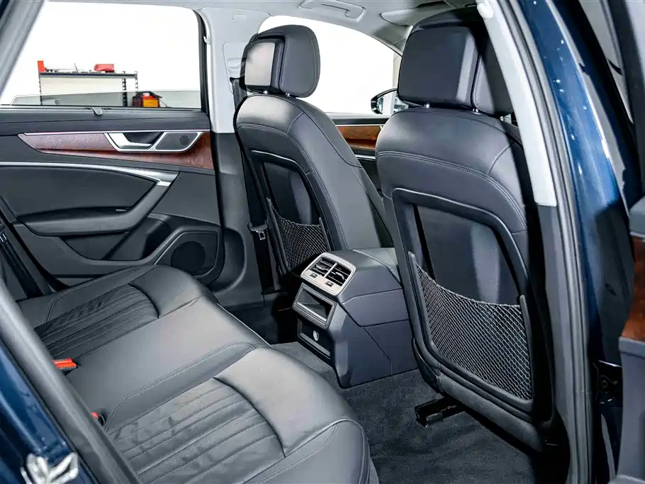 Audi A6 (Import) 2021 allroad quattro Explorer 55 TFSI Premium Off-road фото 21