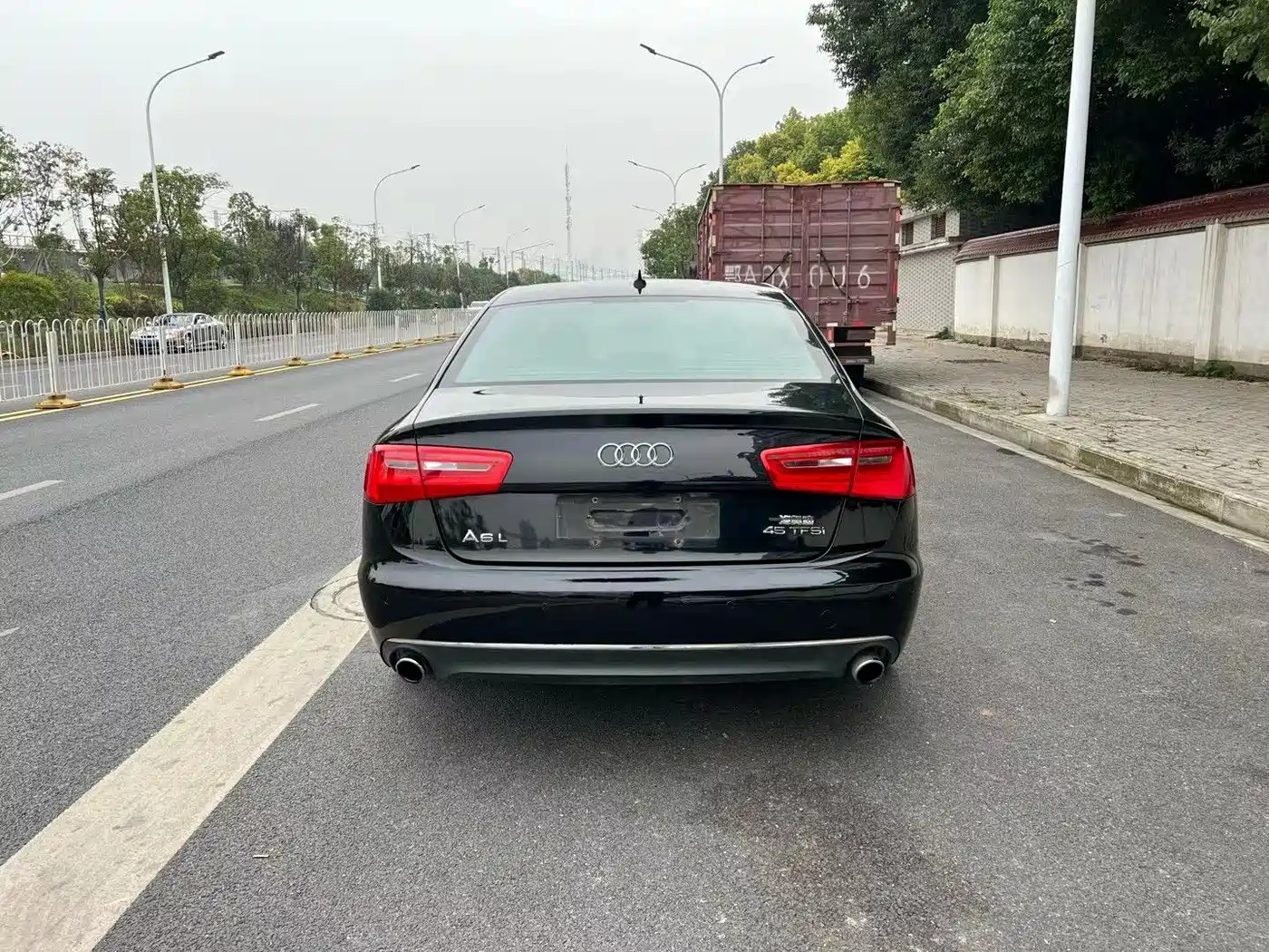 Фото 8 - Audi A6L