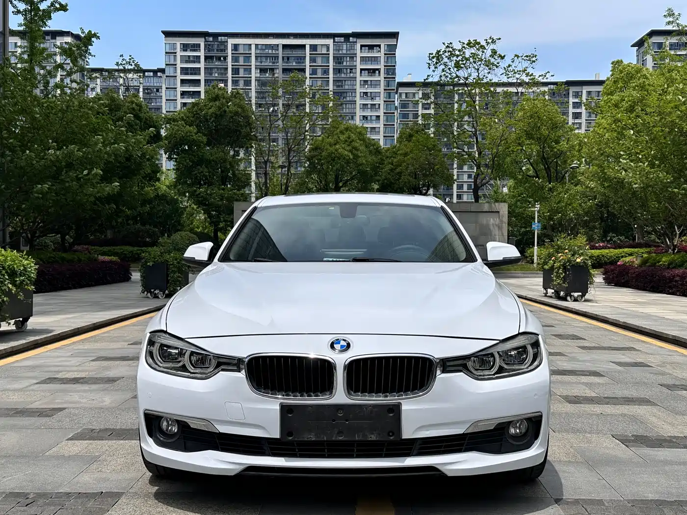 BMW 3 Series 2017 320Li Fashion фото 2