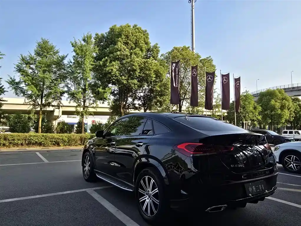 Mercedes-Benz GLE Coupe 2020 GLE 350 4MATIC Coupe SUV Luxury фото 7