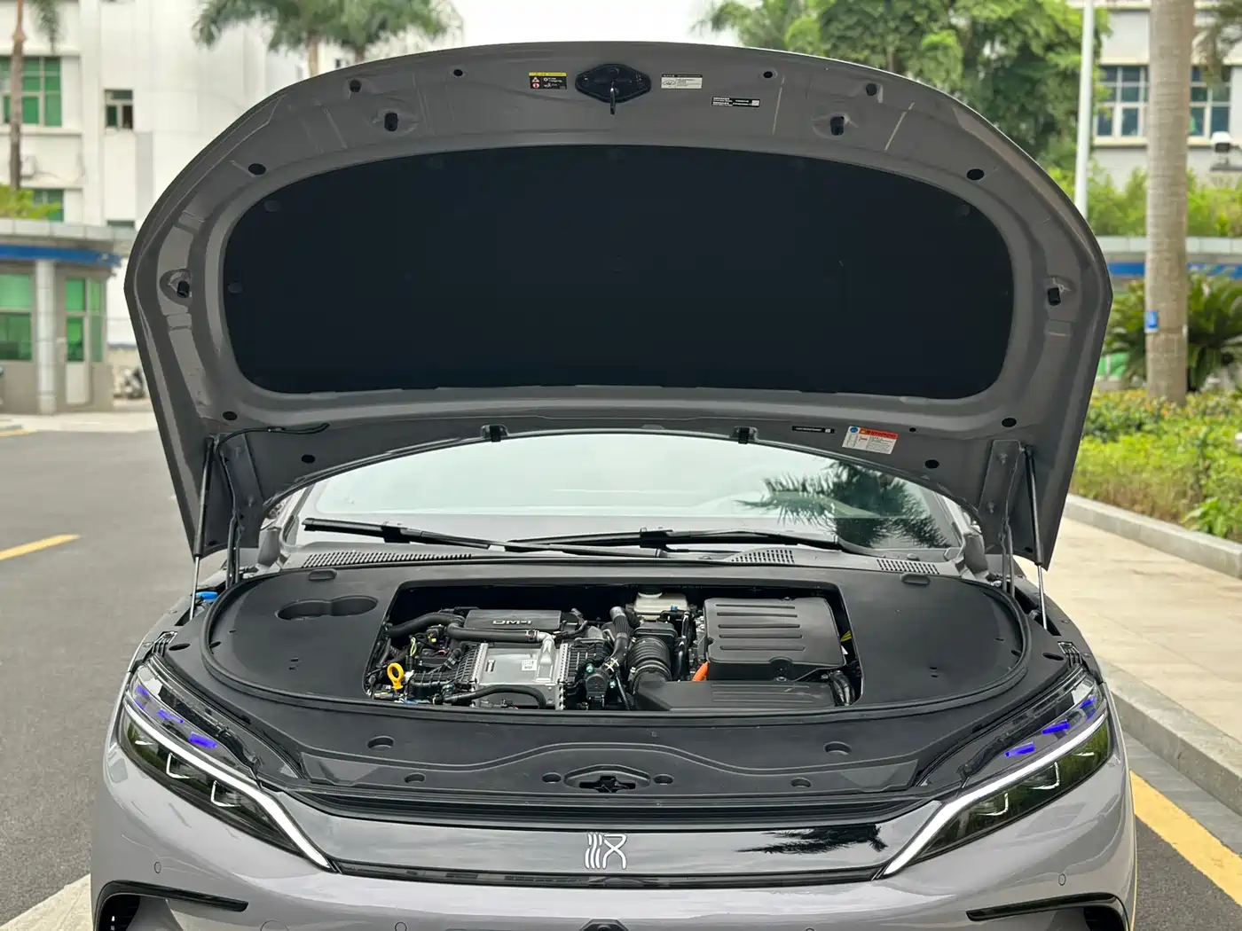 BYD Han 2025 DM-i Smart Driving Edition 125KM Honor фото 9