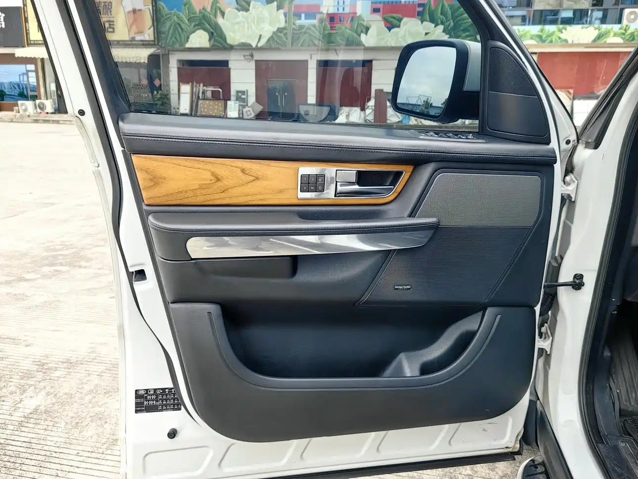 Land Rover Range Rover Sport 2012 5.0 SC V8 Fengshang Genesis Edition фото 6