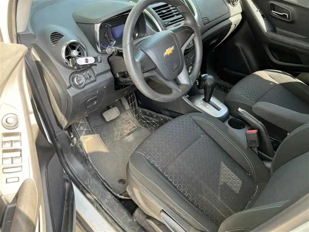 Chevrolet Trax 2014 1.4T Automatic 2WD Comfort фото 12