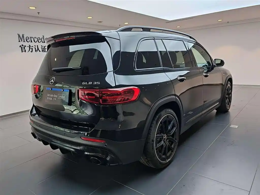 Mercedes-Benz GLB AMG 2021 AMG GLB 35 4MATIC фото 6