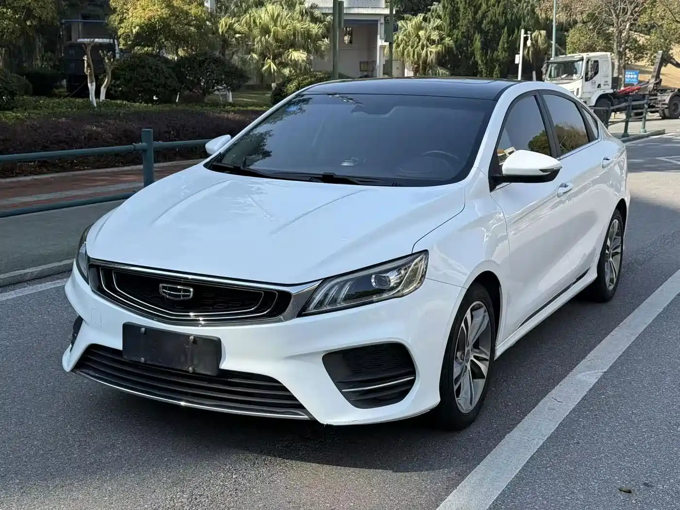 Фото 1 - Geely Binrui