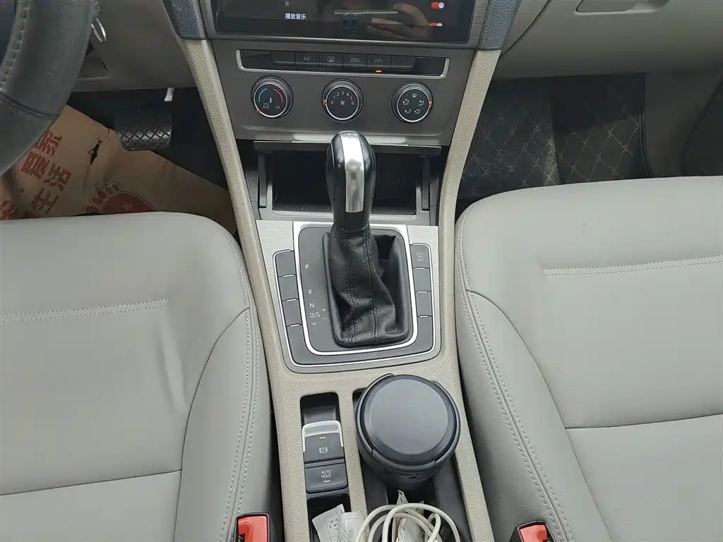 Volkswagen Golf 2015 1.4TSI Automatic Comfort фото 14