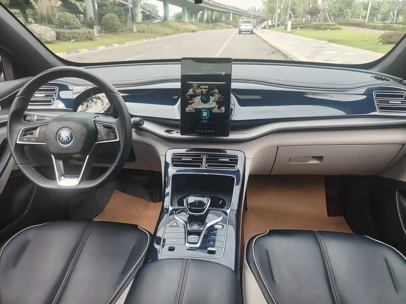 BYD Qin PLUS 2021 DM-i 55KM Flagship фото 6