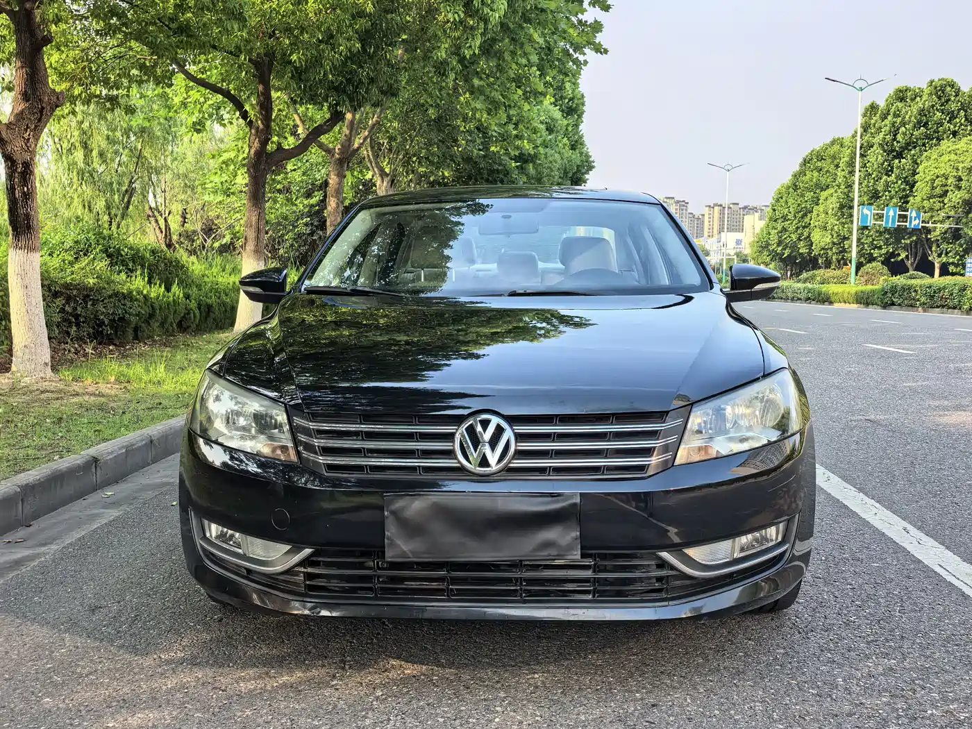 Volkswagen Passat 2013 1.8TSI DSG Government Procurement Edition фото 2