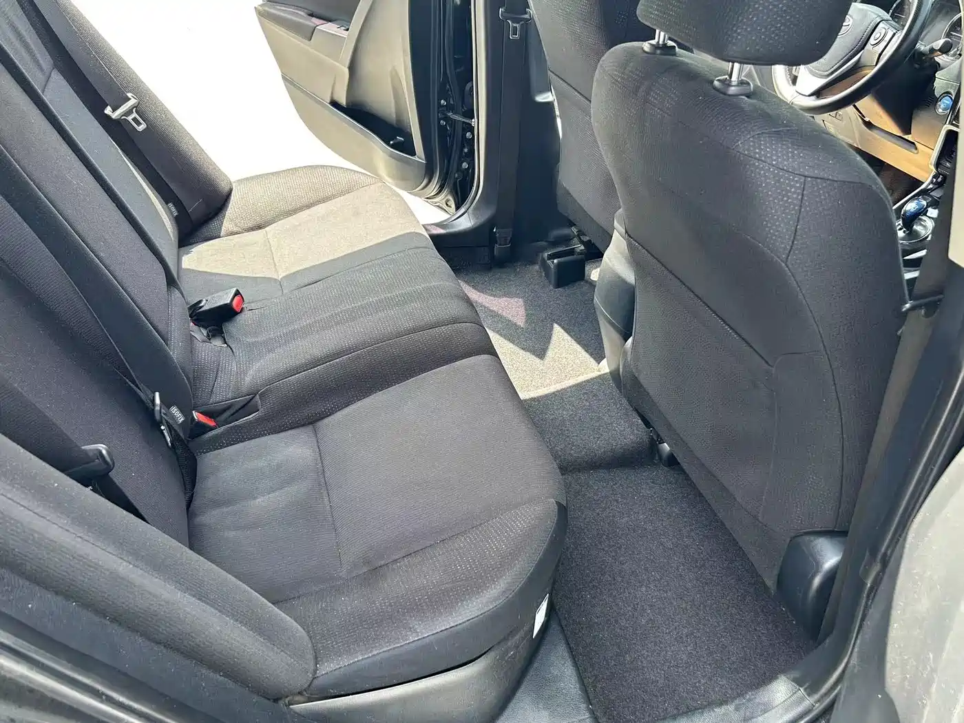 Toyota Levin Twin Engine E+ 2019 1.8PH GS E-CVT Elite Edition фото 9