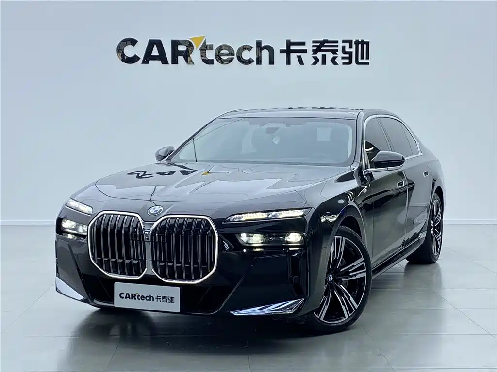 BMW 7-SERIES