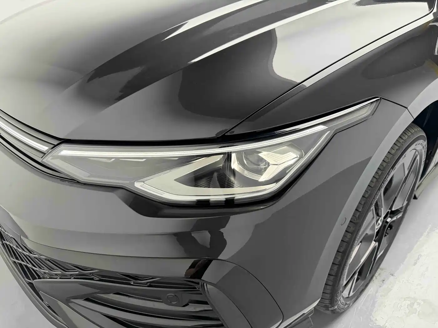 Volkswagen Golf 2026 2025 Facelift 300TSI R-Line