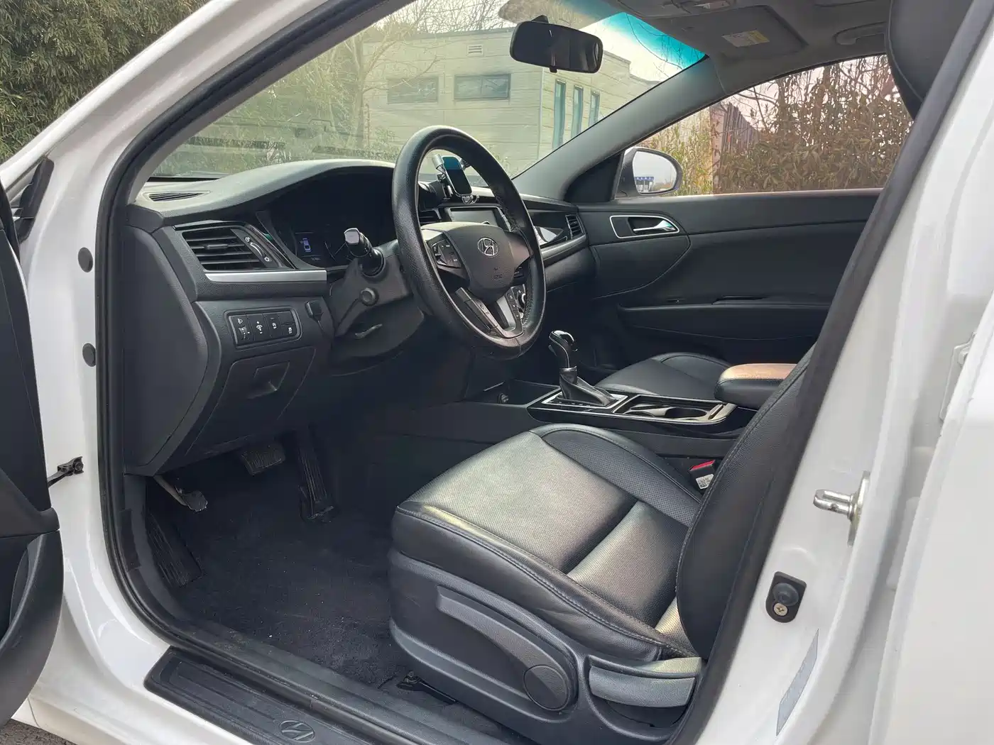 HYUNDAI NAME PICTURE