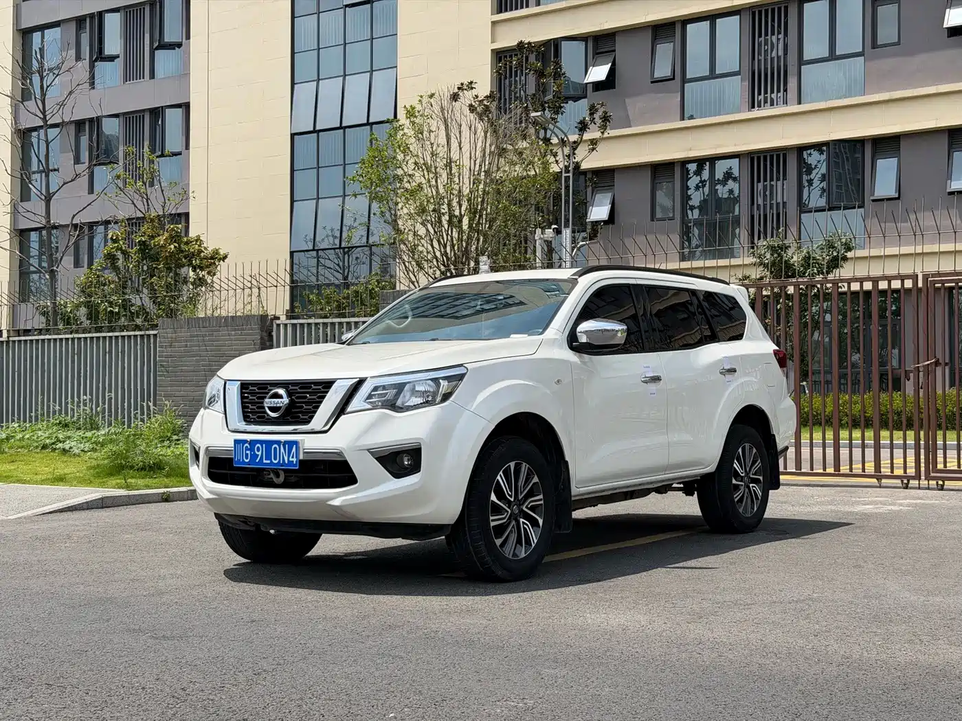 Nissan Terra 2020 2.5L XL Upper 4WD Automatic Luxury Edition