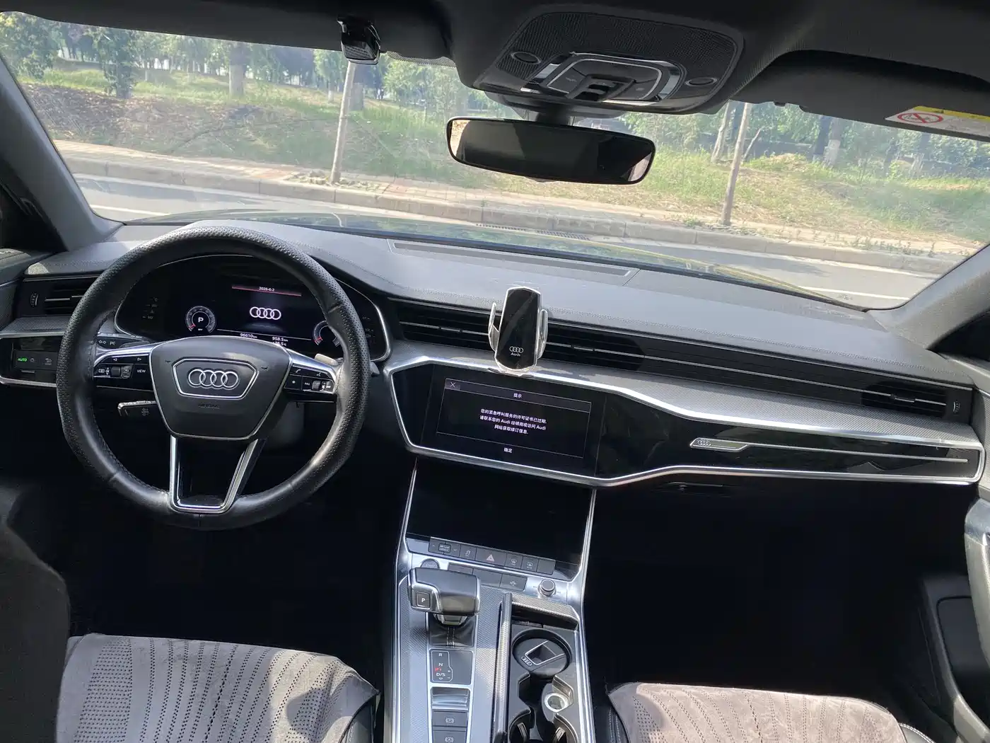 Audi A6L 2022 45 TFSI Premium Dynamic фото 6