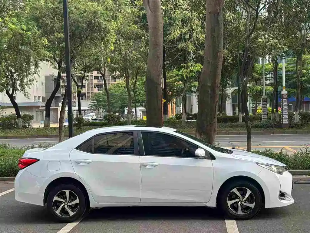 Toyota Levin 2017 1.2T G CVT Elite Edition фото 4
