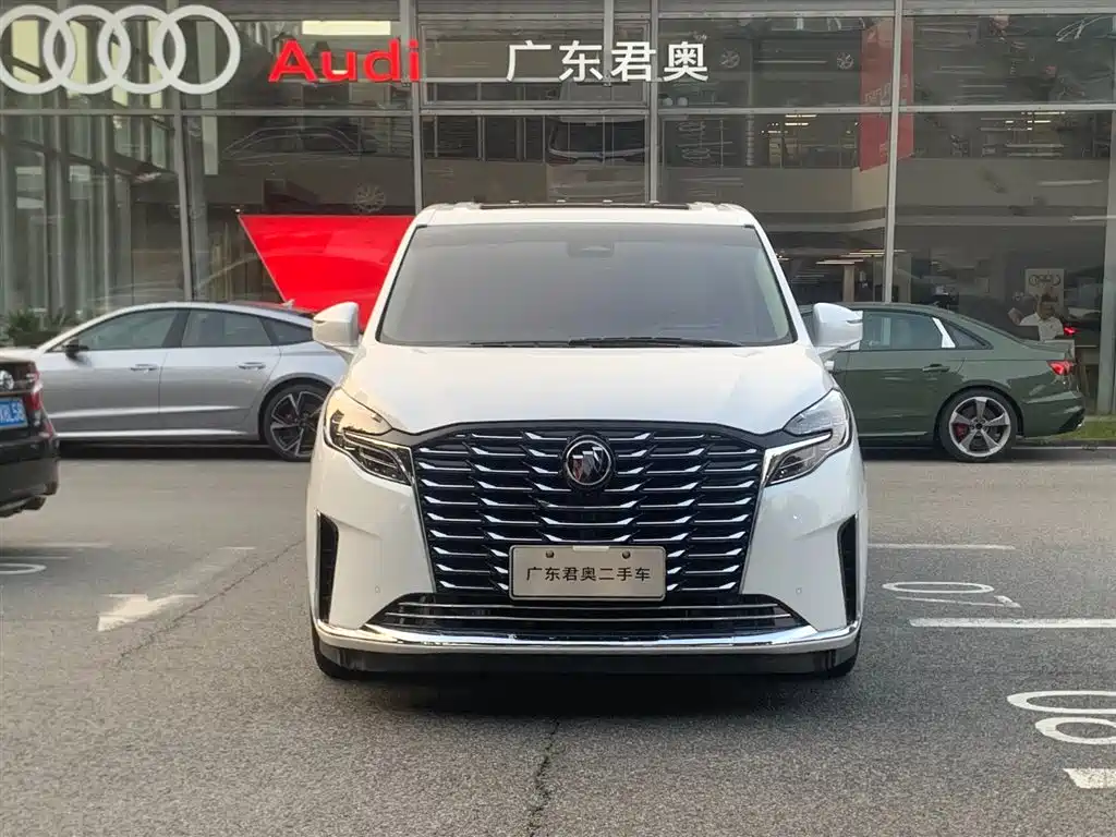 BUICK GL8